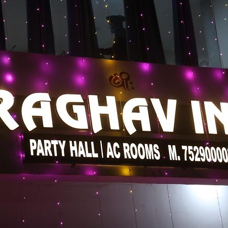 Raghav Inn Karnāl Exterior foto