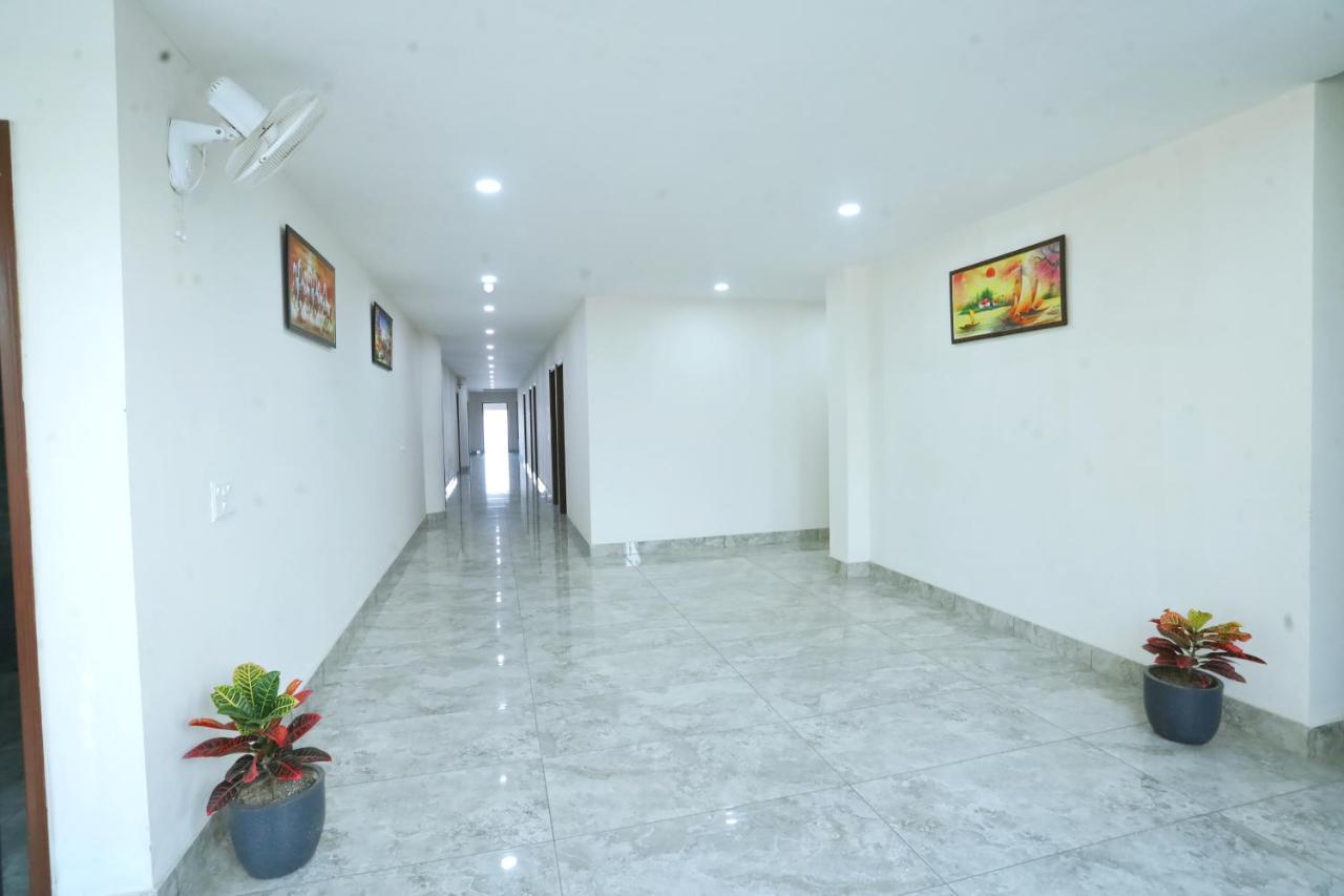 Raghav Inn Karnāl Exterior foto